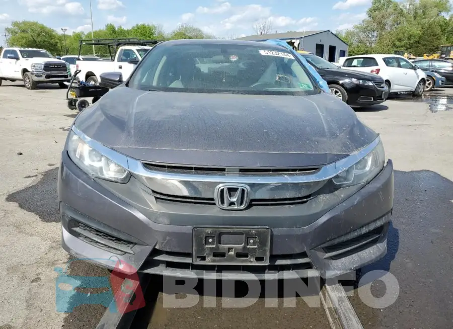 2HGFC2F73GH573774 Photo# 5