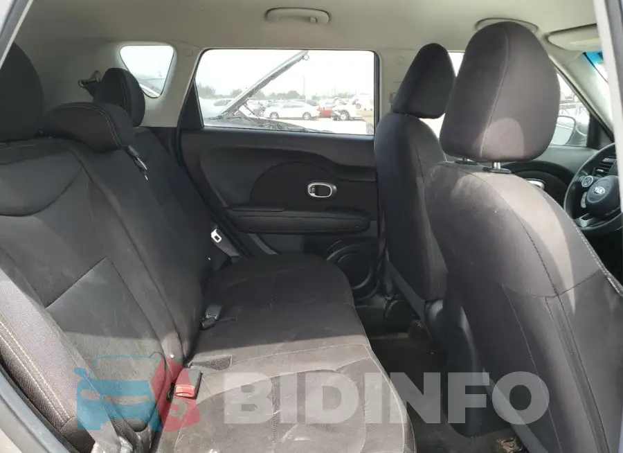 KNDJN2A28G7367165 Photo# 10