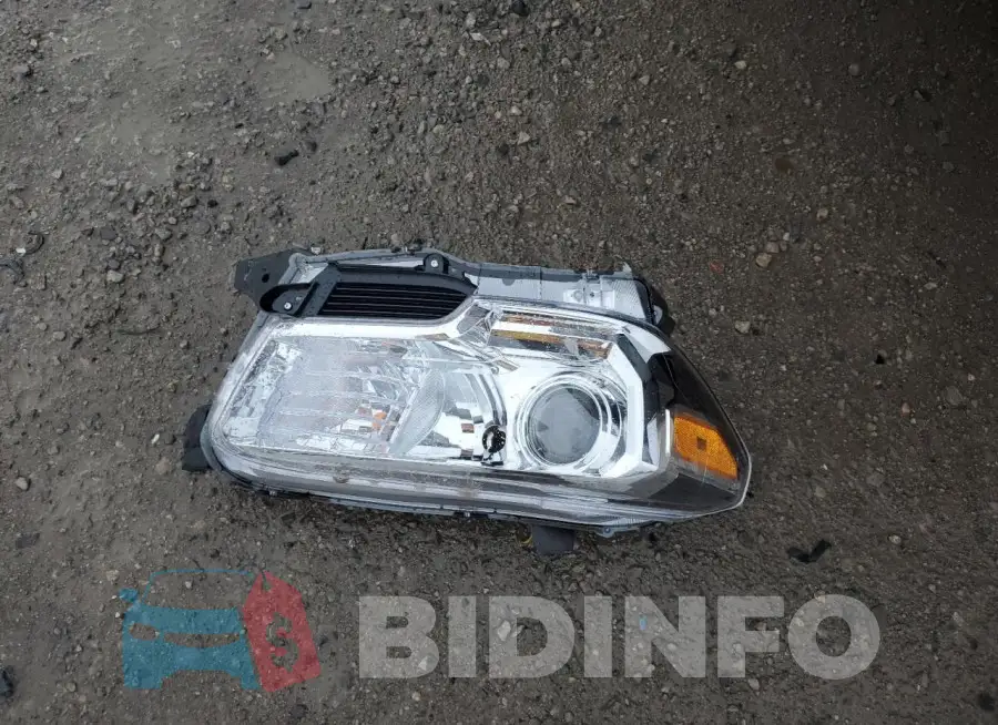 3TYAZ5CN2PT040638 Photo# 12