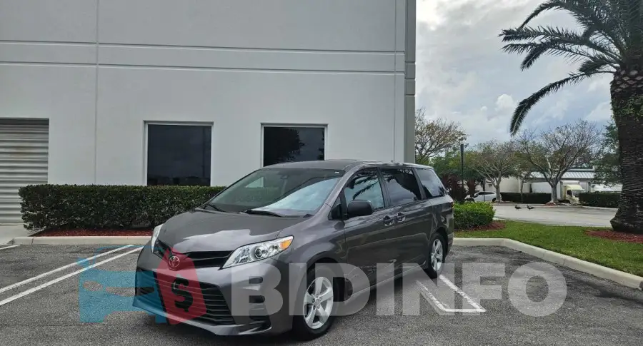5TDZZ3DC2LS023056 Photo# 2