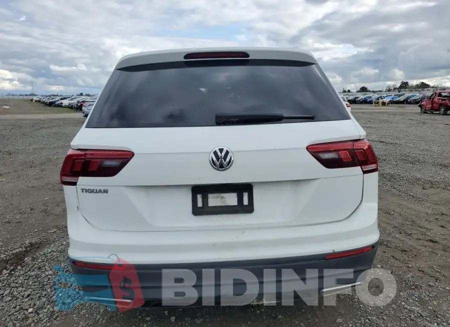 3VV1B7AX8KM180347 Photo# 6