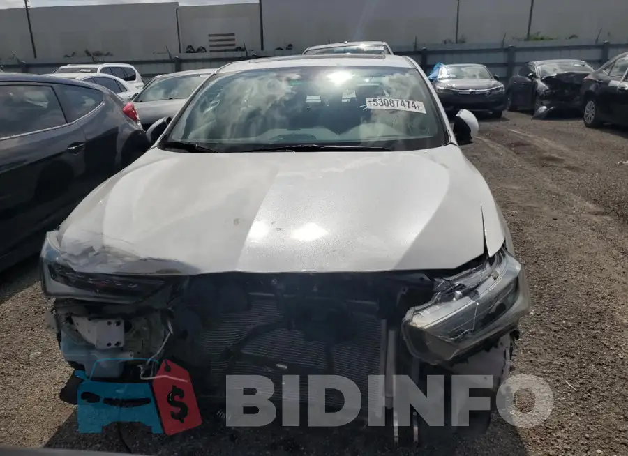 19UDE2F88MA004990 Photo# 5