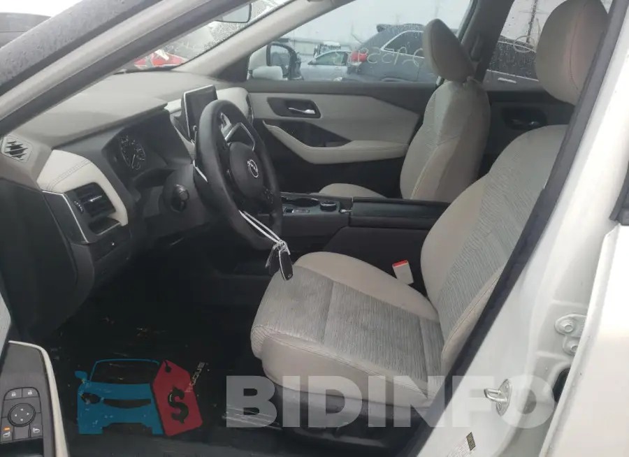 JN8BT3BB0PW462666 Photo# 7