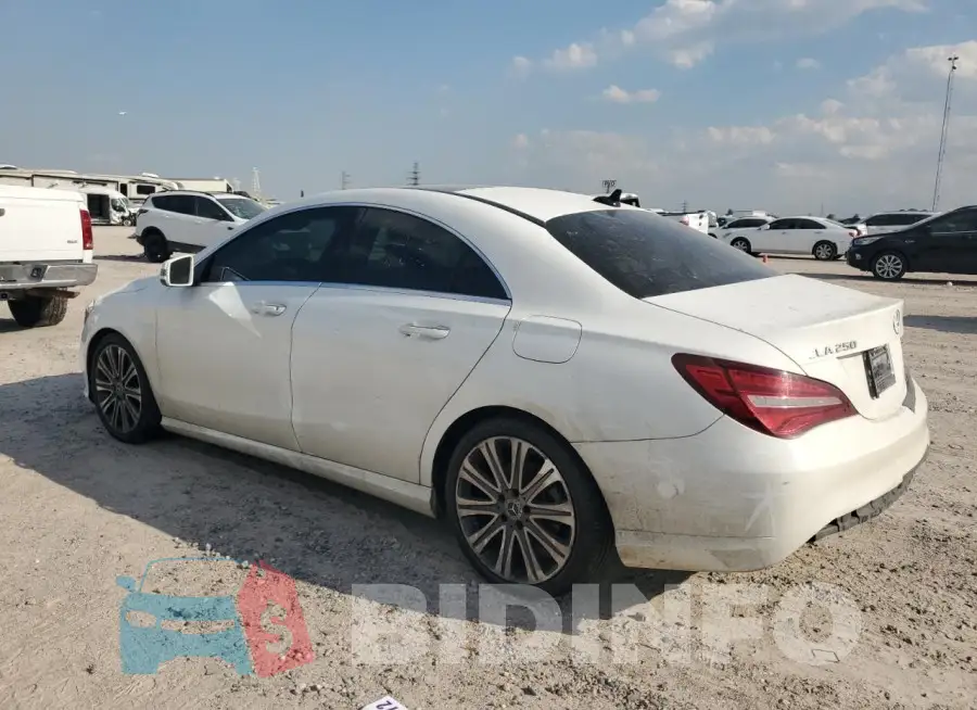 WDDSJ4EB8KN768988 Photo# 2