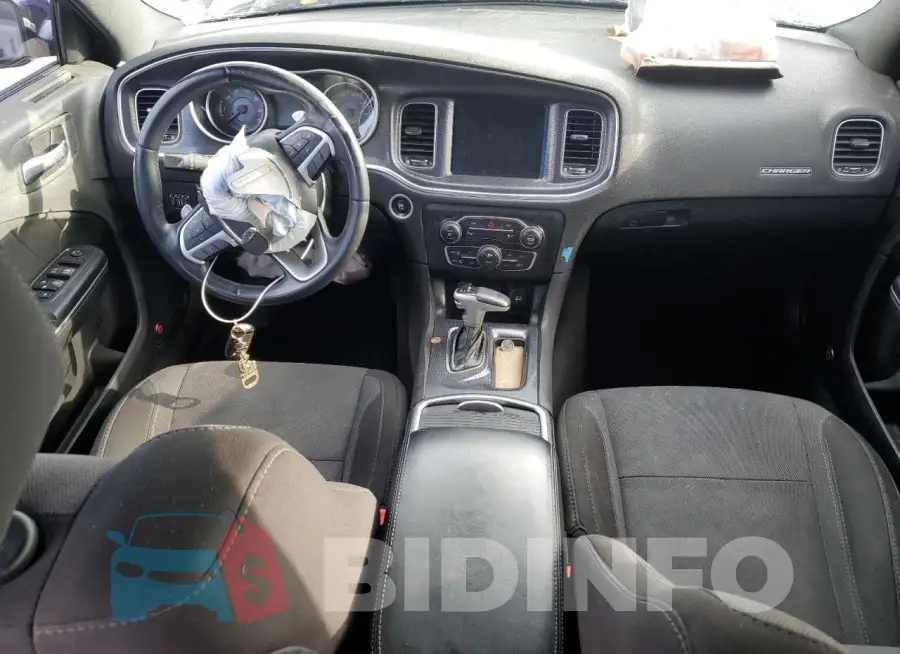 2C3CDXHG2FH915095 Photo# 8