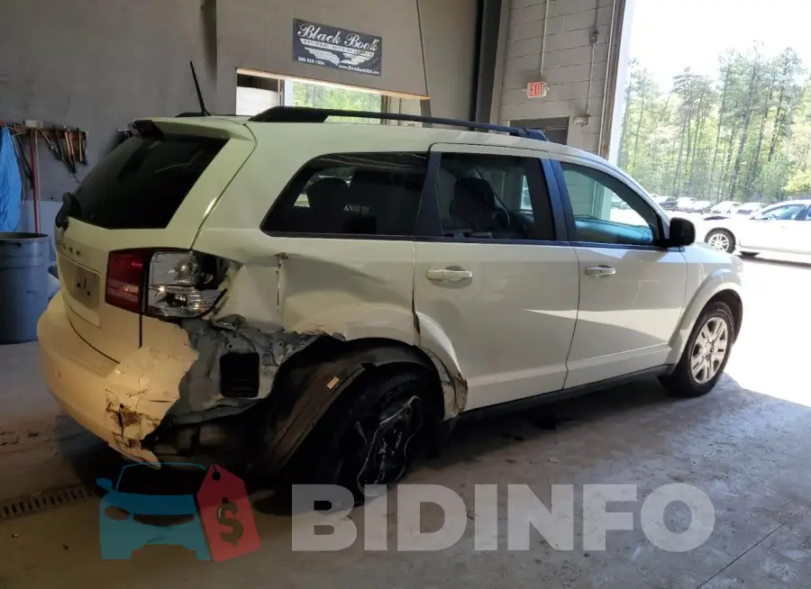 3C4PDCAB4LT238140 Photo# 3