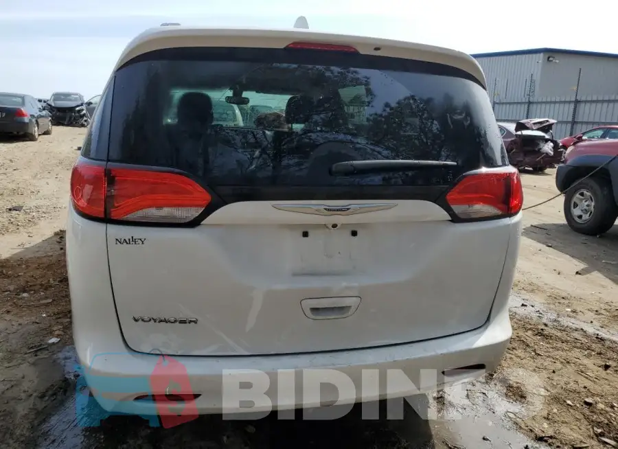 2C4RC1DG0LR261246 Photo# 6