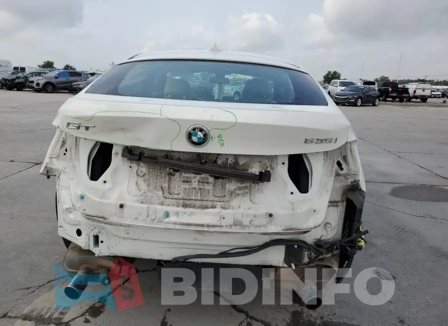 WBA5M2C36HG811636 Photo# 6