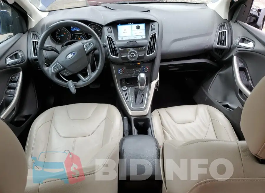 1FADP3N20GL205440 Photo# 8