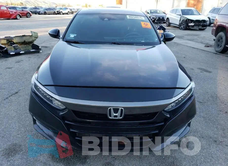 1HGCV2F35KA026426 Photo# 5