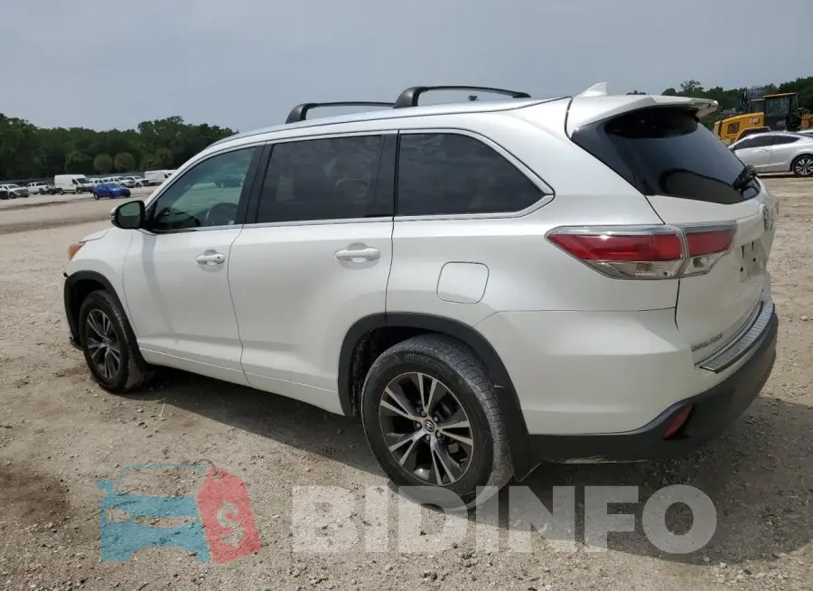 5TDJKRFH3GS263557 Photo# 2