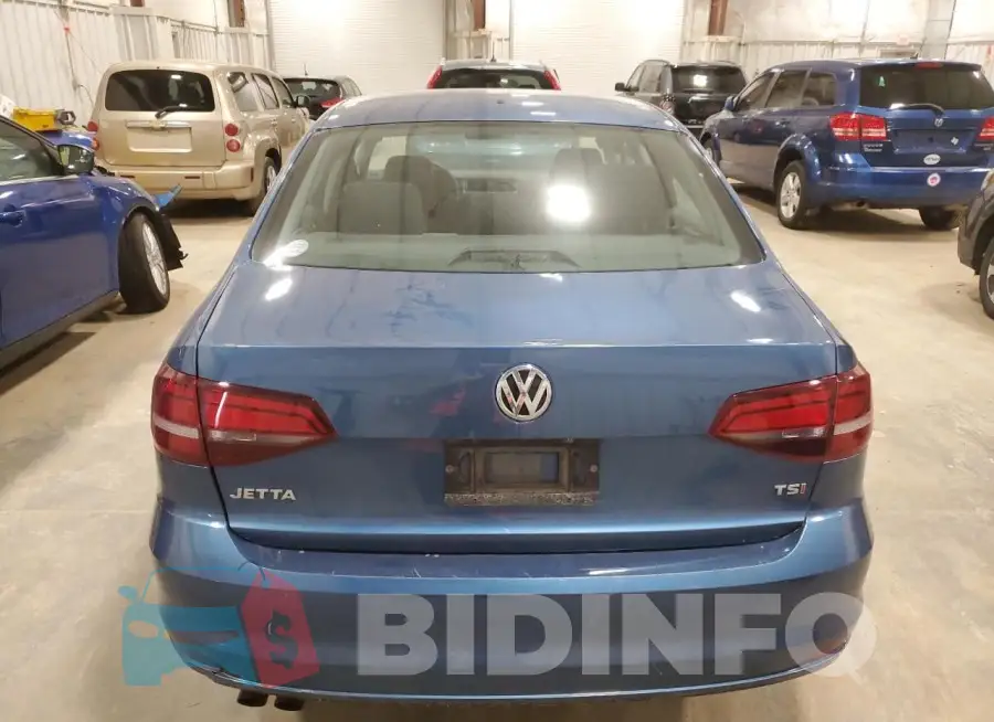 3VW2B7AJ4JM258164 Photo# 6
