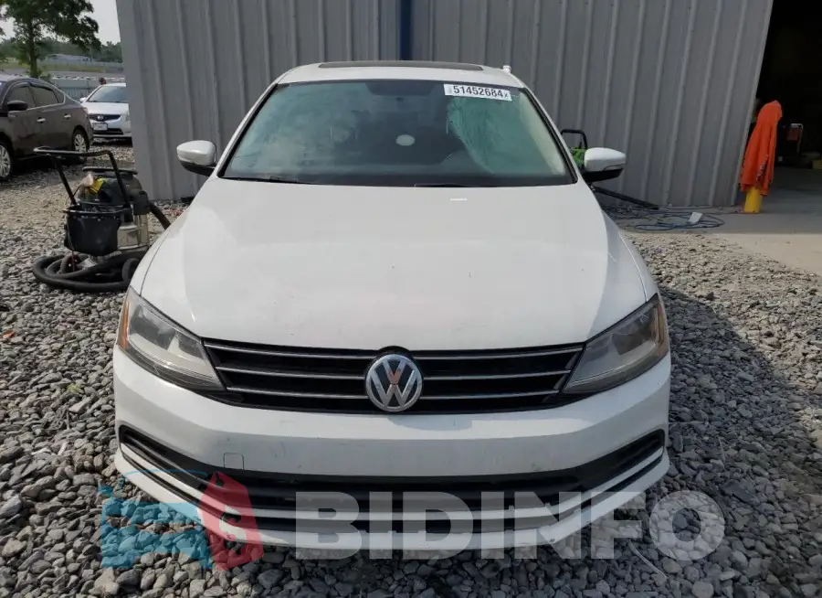 3VWB67AJ4HM319057 Photo# 5