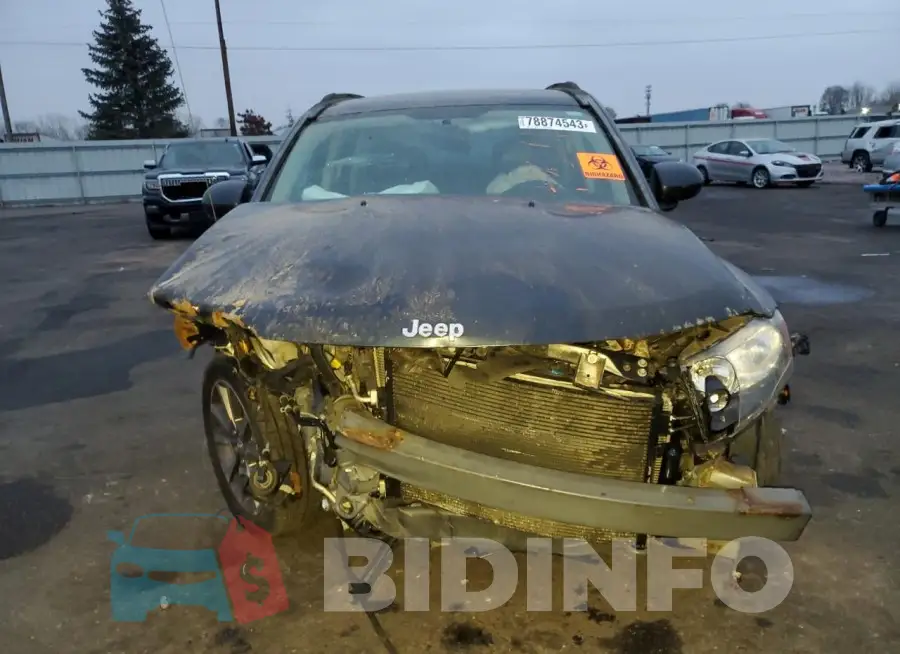 1C4NJDEB9GD545007 Photo# 5