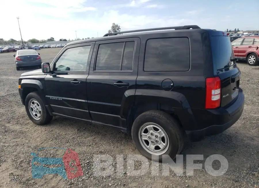 1C4NJRBB5FD155392 Photo# 2