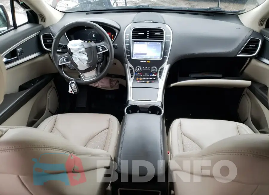 2LMPJ8J90LBL18775 Photo# 8