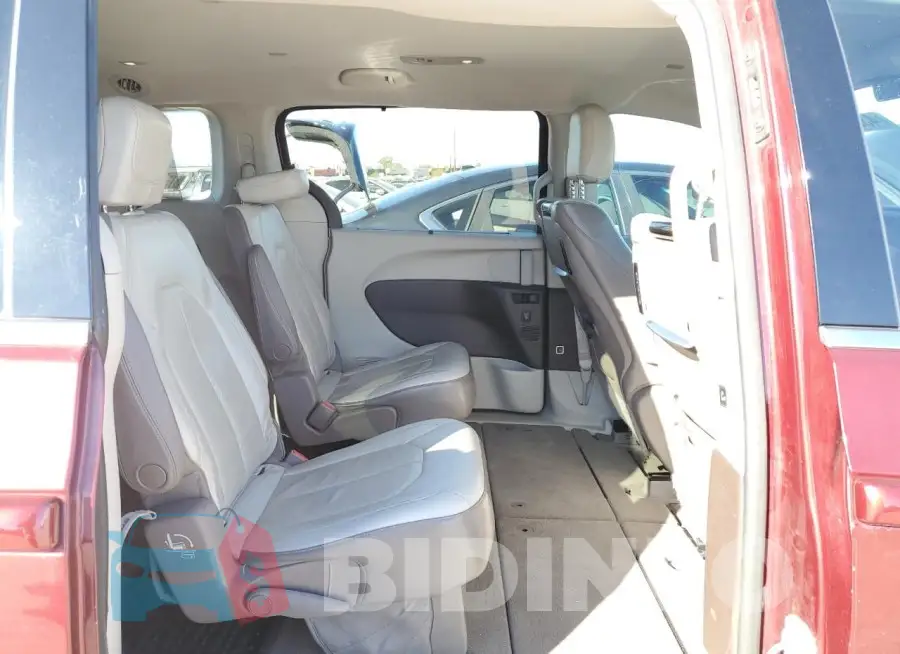 2C4RC1EG7HR541817 Photo# 11