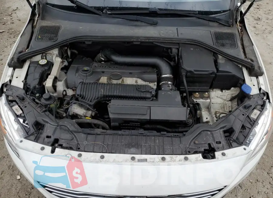 YV1612TB1F1315712 Photo# 11