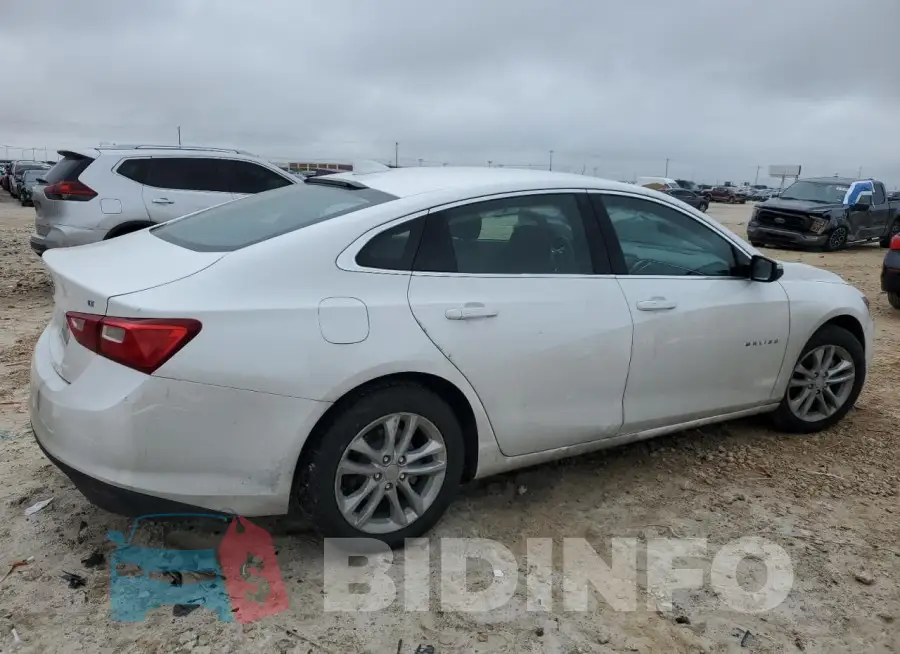 1G1ZD5ST2JF158024 Photo# 3