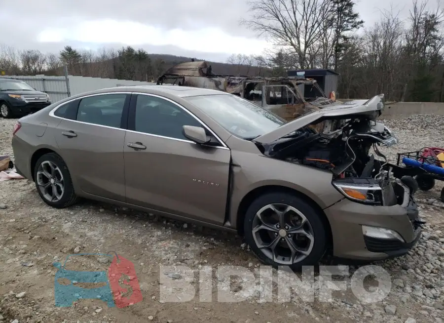 1G1ZD5STXLF102884 Photo# 4
