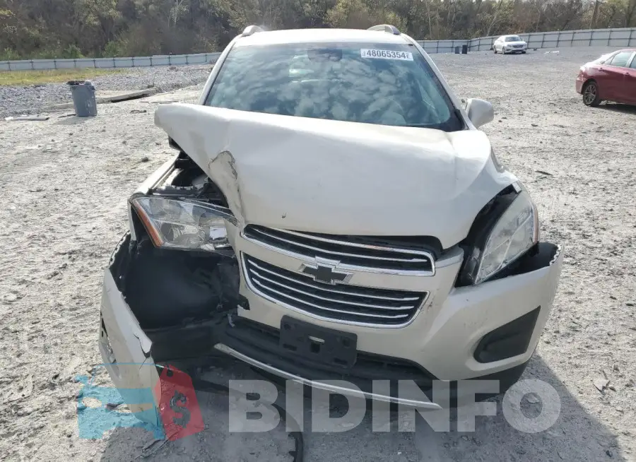 3GNCJLSB0GL224268 Photo# 5