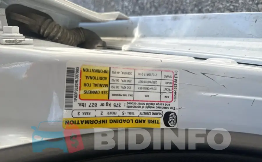 1FADP3L92HL307985 Photo# 10