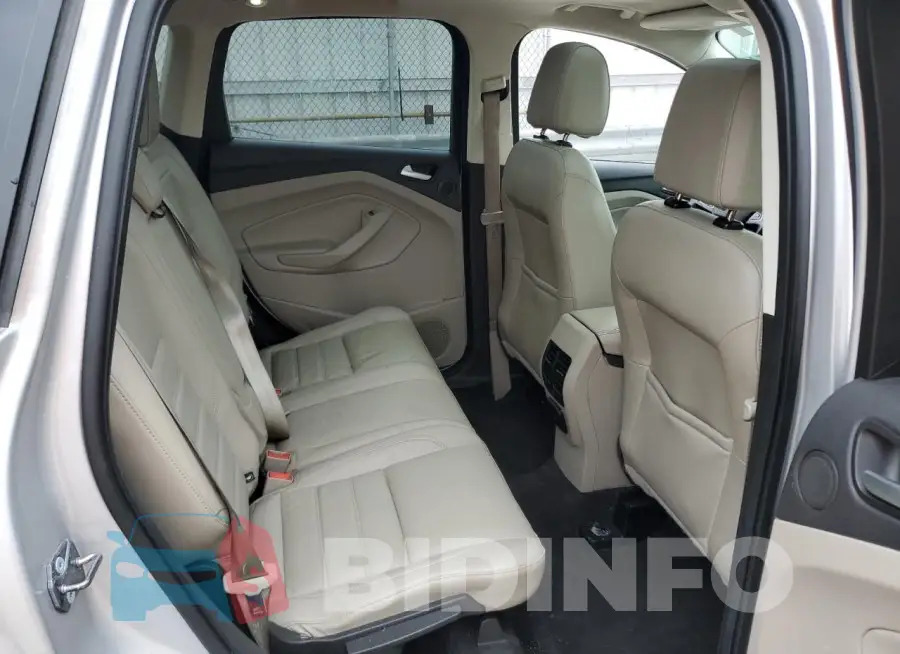 1FMCU9GD5HUD22034 Photo# 11
