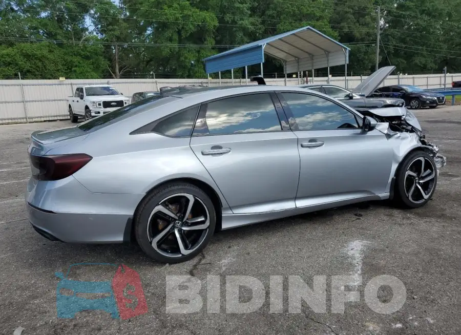 1HGCV1F38KA135621 Photo# 3