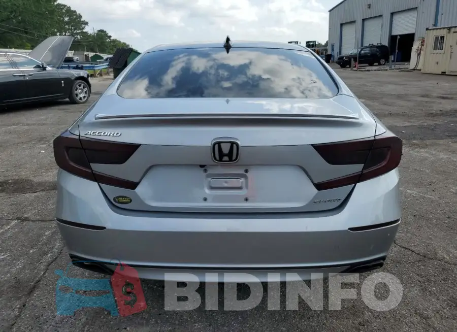 1HGCV1F38KA135621 Photo# 6