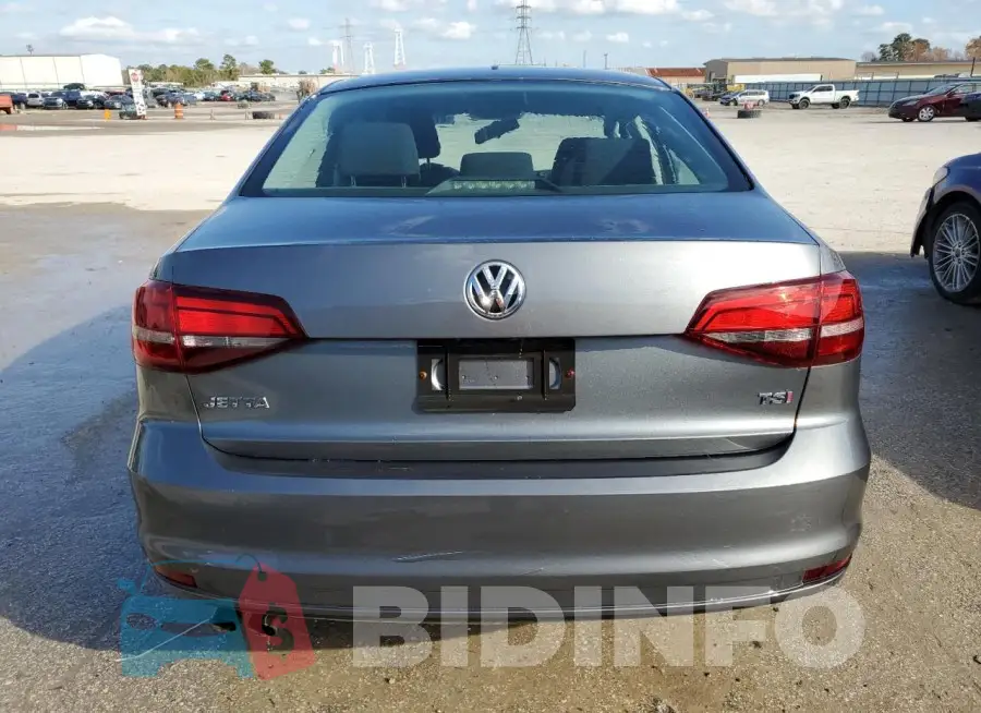 3VW2B7AJ2HM260702 Photo# 6