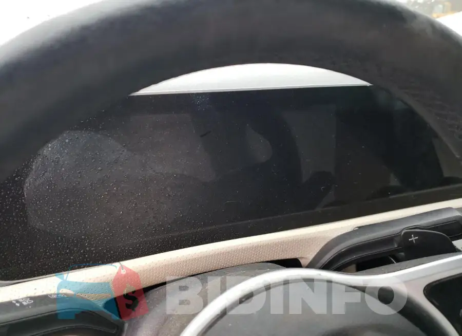 WDD3G4EB6KW003128 Photo# 9
