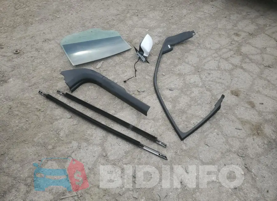 2C3CDXHG3NH149845 Photo# 12