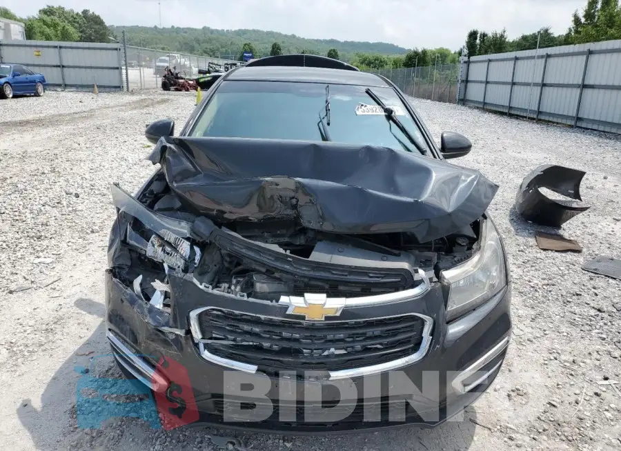 1G1PE5SB9F7173858 Photo# 5