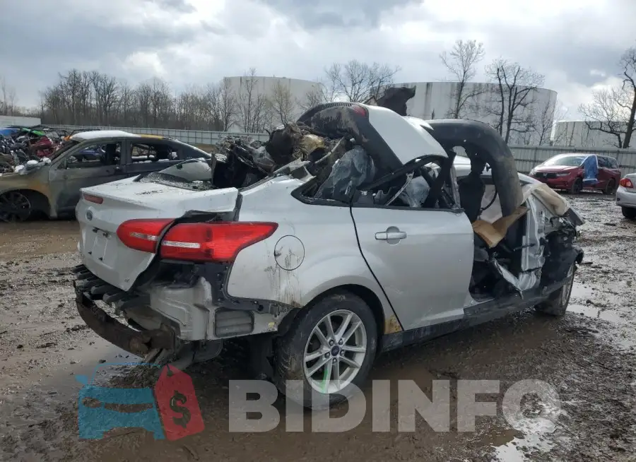 1FADP3F20GL206876 Photo# 3
