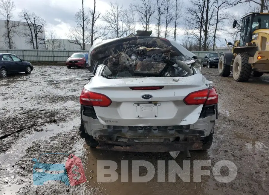 1FADP3F20GL206876 Photo# 6