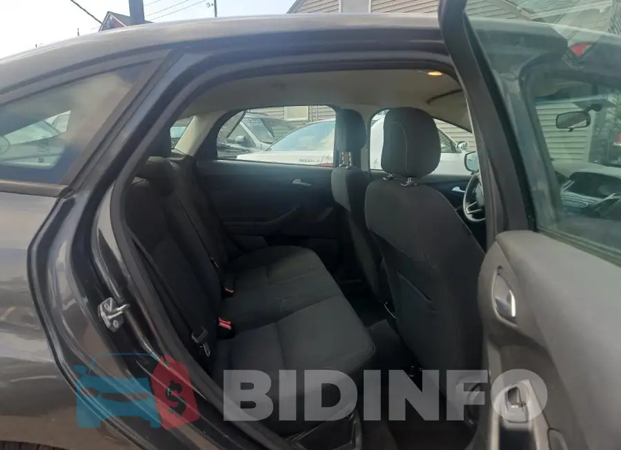 1FADP3FE9JL203041 Photo# 6