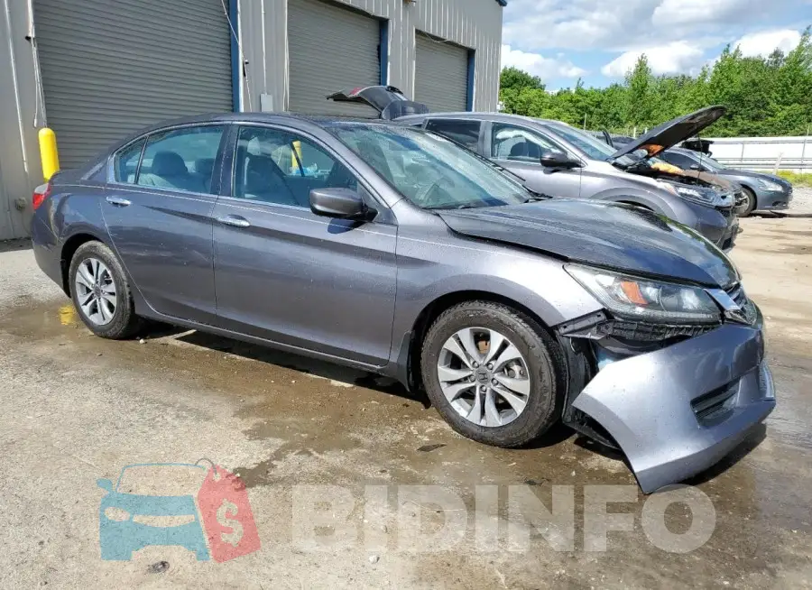 1HGCR2F36FA122852 Photo# 4