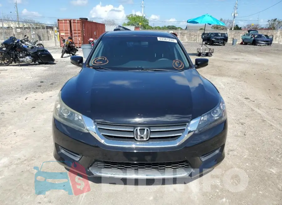 1HGCR2F39FA156249 Photo# 5