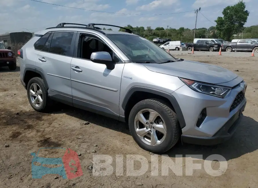 2T3B6RFV8MW013420 Photo# 4