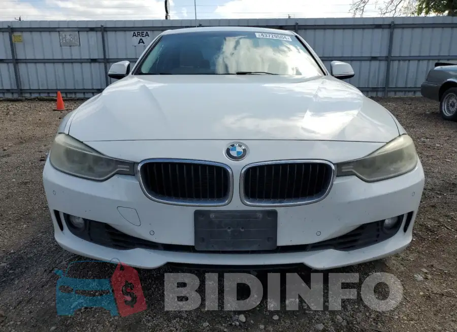 WBA3A5G59FNS88229 Photo# 5
