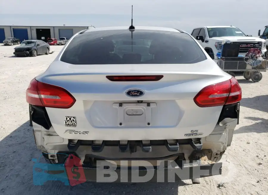 1FADP3F27GL398474 Photo# 6