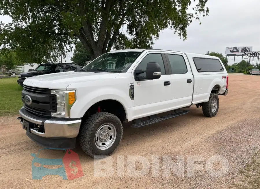 1FT7W2B64HEC48812 Photo# 2