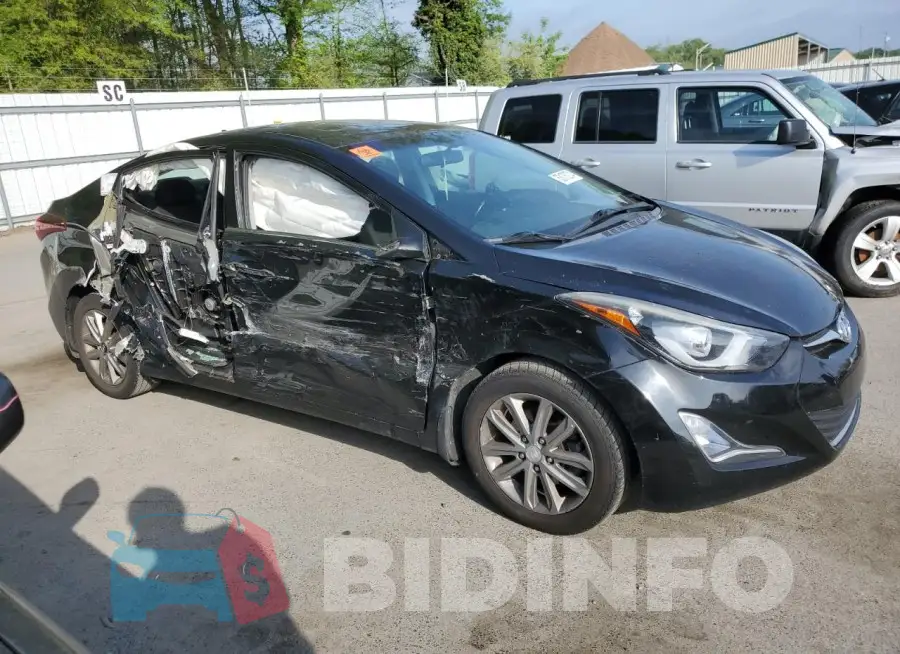 5NPDH4AE2FH577913 Photo# 4