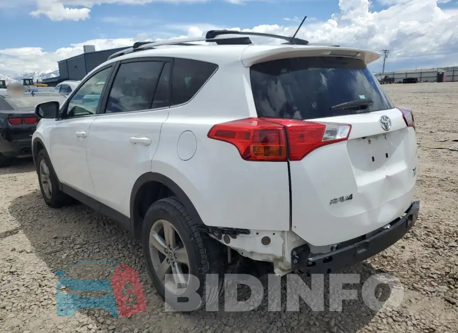 JTMRFREV9FD174875 Photo# 2