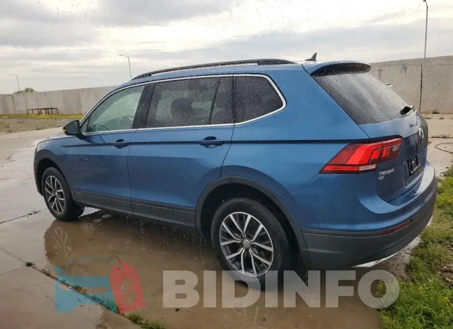 3VV2B7AX8KM104924 Photo# 2