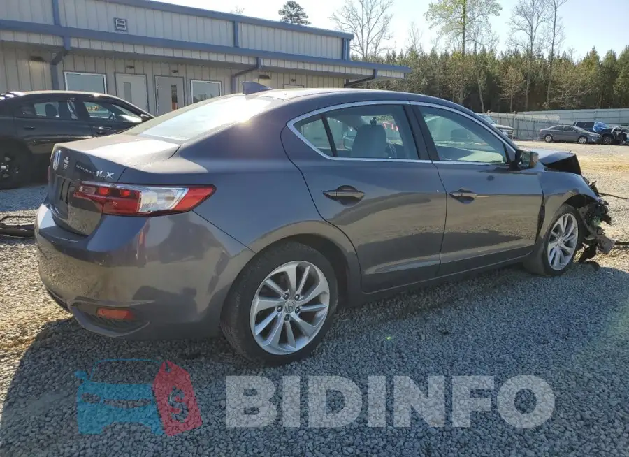 19UDE2F30JA004417 Photo# 3