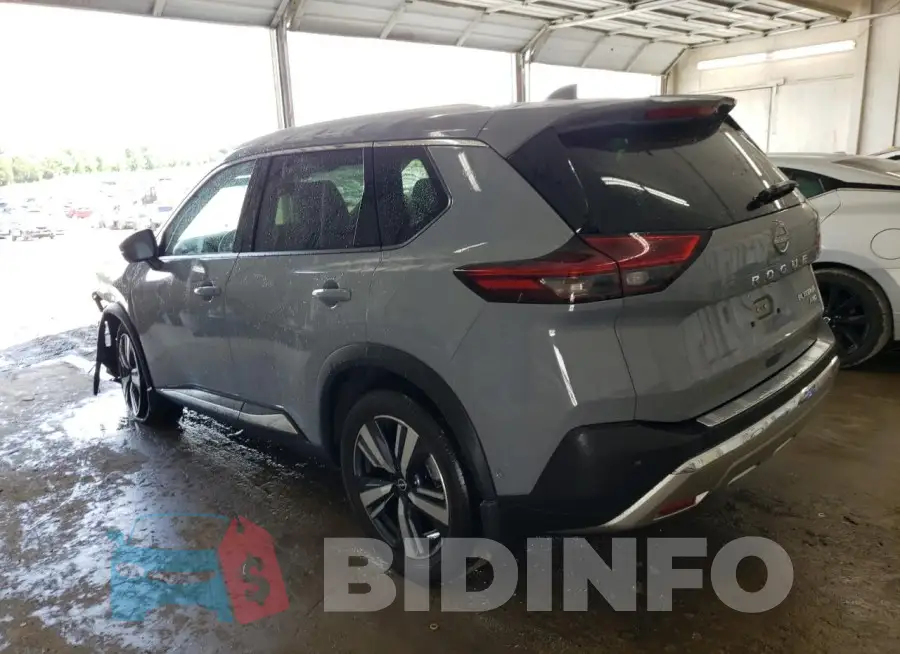 JN8BT3DDXPW317729 Photo# 2