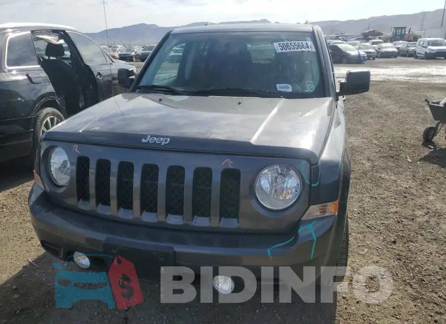 1C4NJPBB6GD808382 Photo# 5
