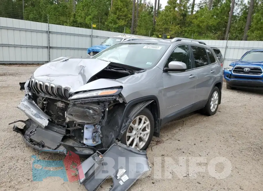 1C4PJLCB7FW560145 Photo# 1