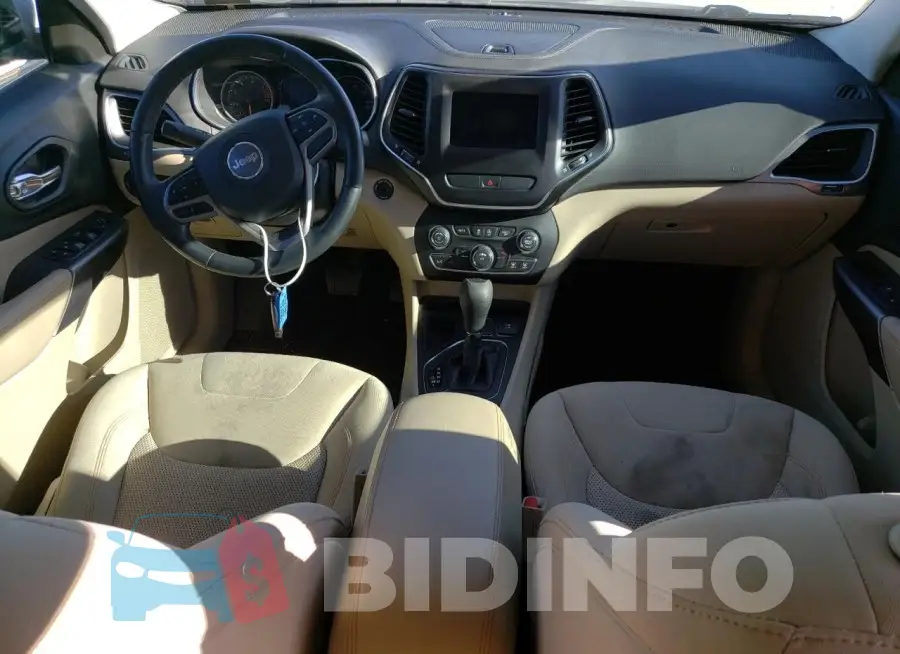 1C4PJLCB8KD172010 Photo# 8